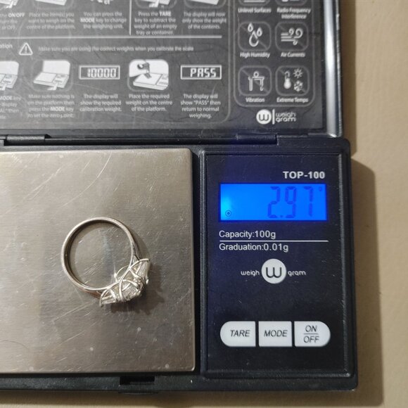 Jeulia Engagement 925 Sterling Silver Ring Round Pear Shaped Three Stone Size 9 - Picture 3 of 14